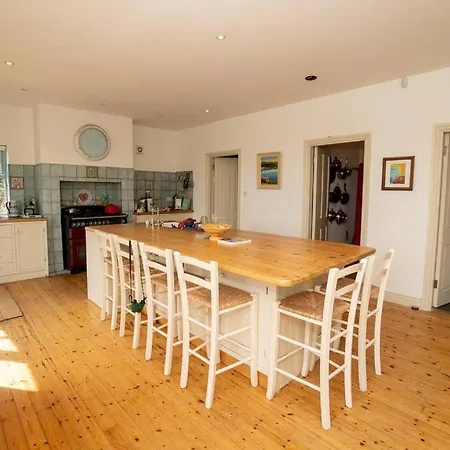Stunning Coastal Hideaway In West Cork, Hikers Paradise