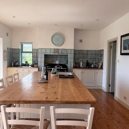 Stunning Coastal Hideaway In West Cork, Hikers Paradise Ferienhaus *